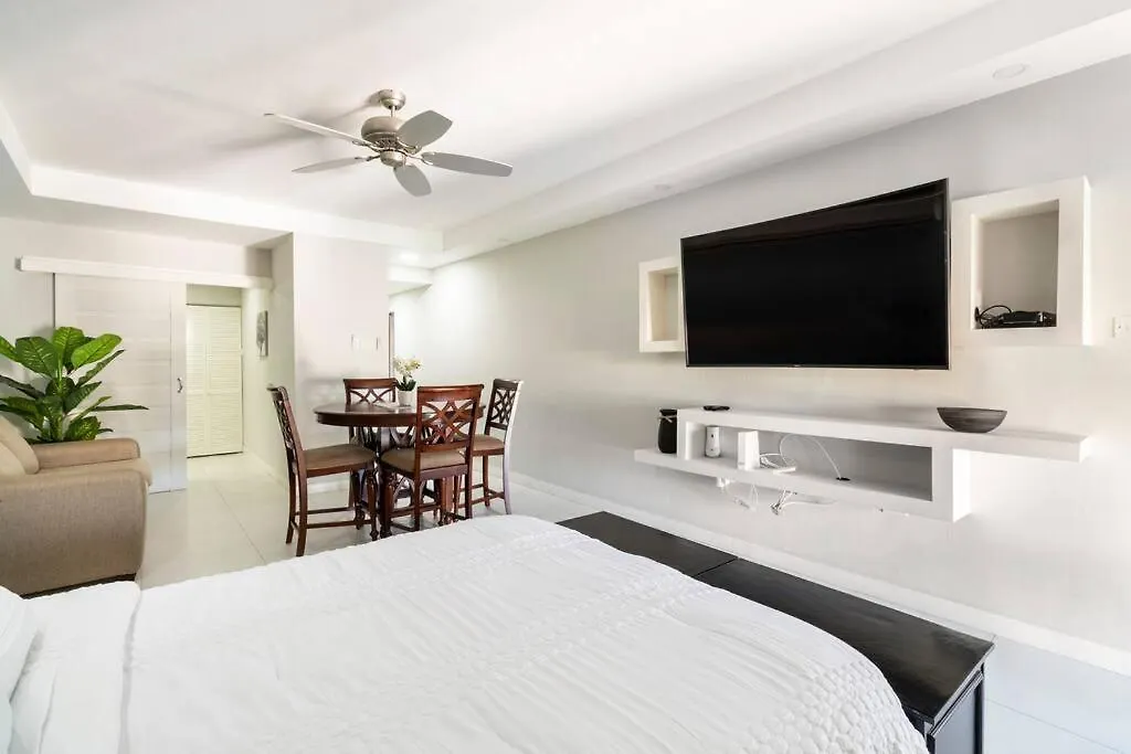 Appartamento City Edge La Vie Kingston